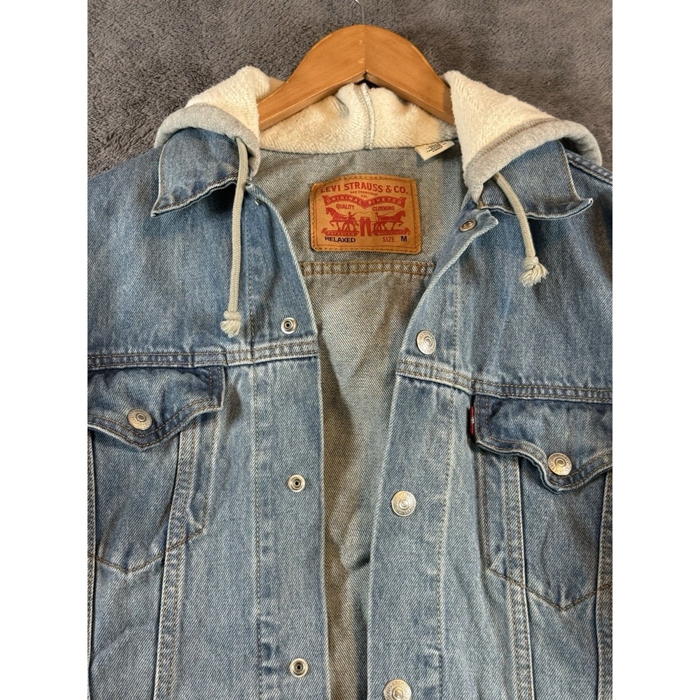 Levis Mens Hybrid Hoodie Trucker Jacket Medium Light Wash Blue Denim Grey Hood - Picture 2 of 11